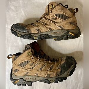 Merrell Moab 2 Mid Gortex Waterproof High Top Hiking Shoes
